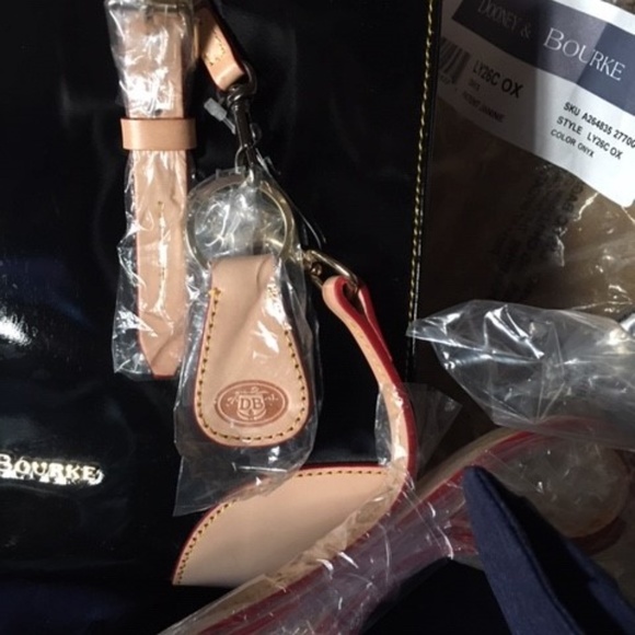 Dooney & Bourke Janine Satchel- patent onyx - Picture 4 of 6